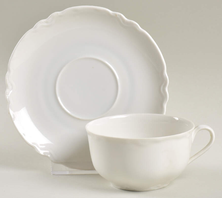 ALT153 Flat Cup & Saucer Set by Altrohlau-1