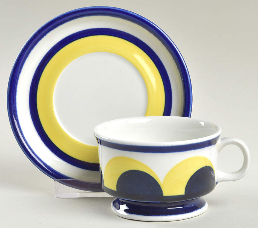 ARA50 Footed Demitasse Cup & Saucer Set by Arabia of Finland-1
