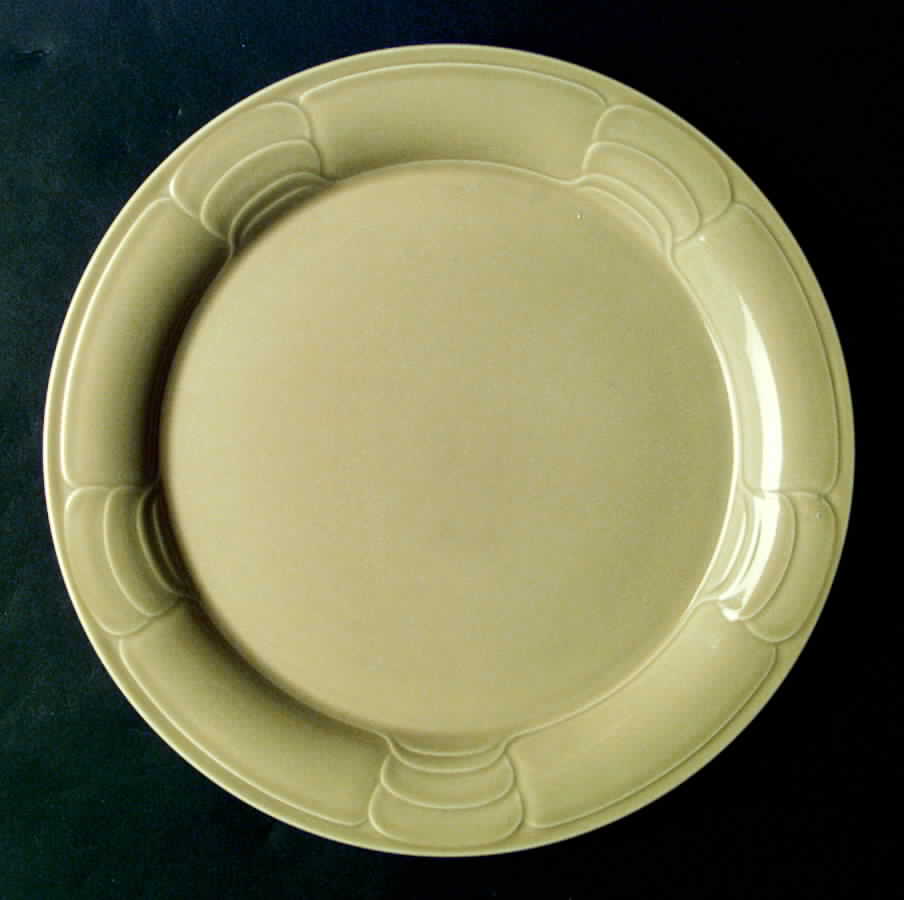 Sculptura Yellow Dinner Plate by Arita-1