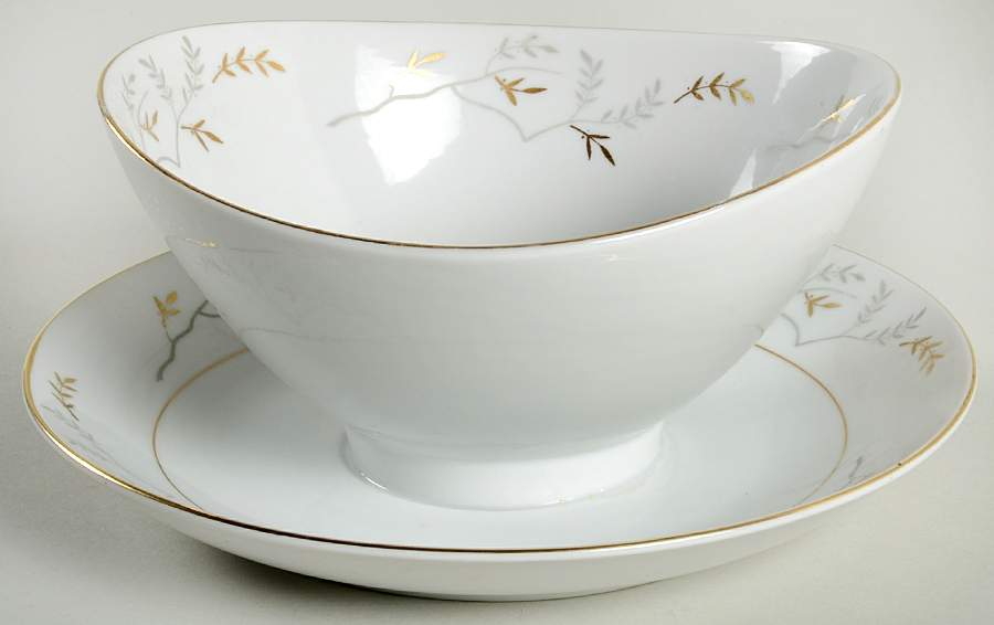 Woodmere Gravy Boat with Attached Underplate by ACI-1