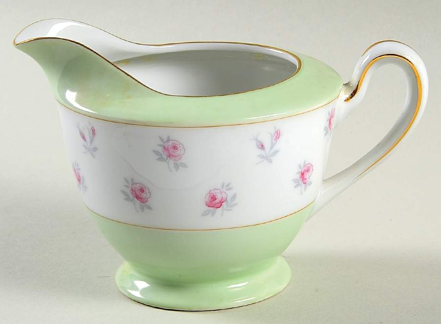 AIC19 Creamer by Aichi-1