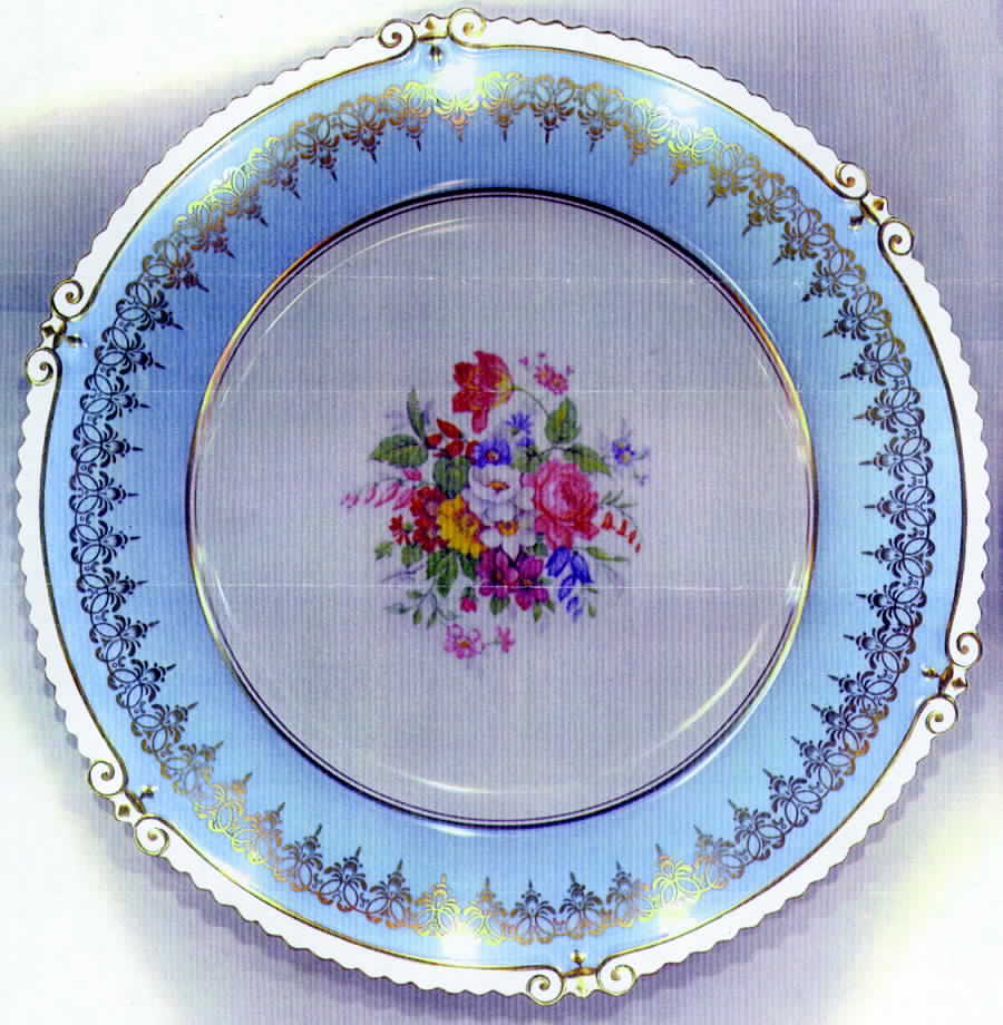 AYN53 Dinner Plate by John  Aynsley & Sons-1