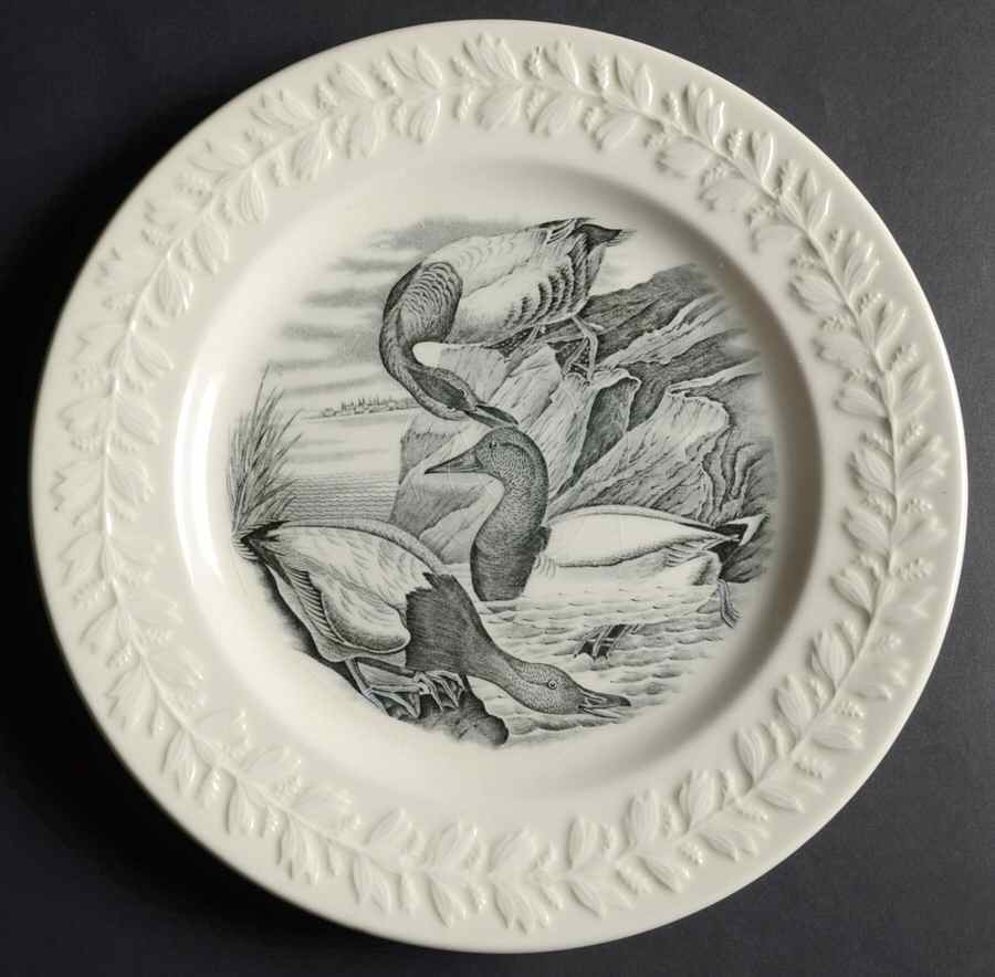 Birds of America Black Dinner Plate by Adams China-1