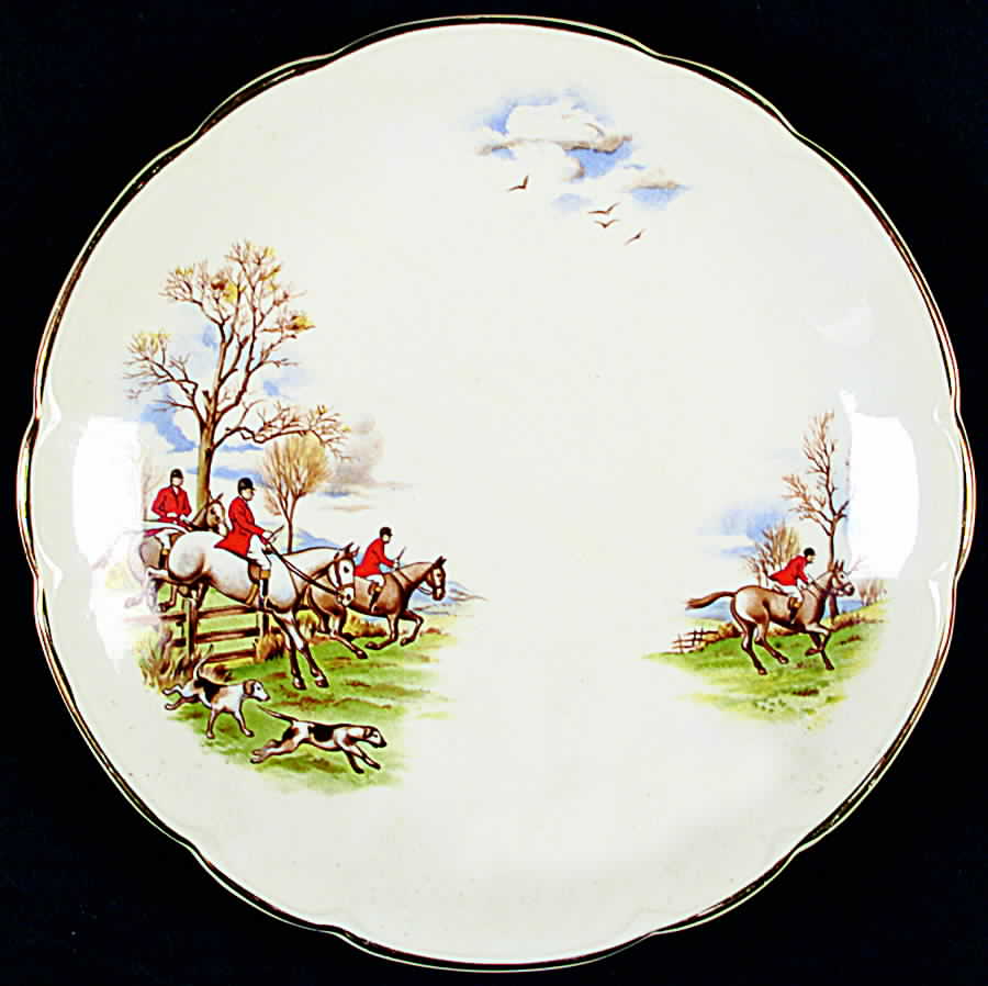 Tally Ho (Scalloped) Cookie Plate by Arklow-1