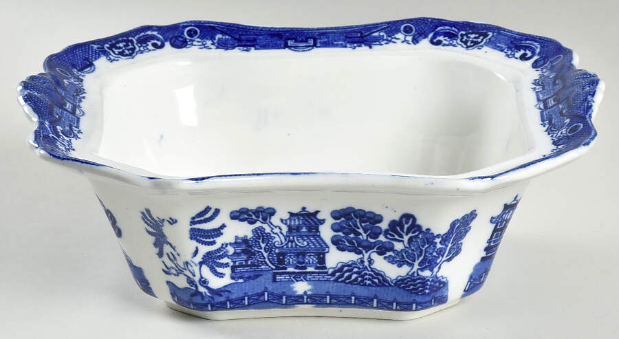 Willow Blue (Scalloped) Rectangular Vegetable No Lid by Allerton's-1