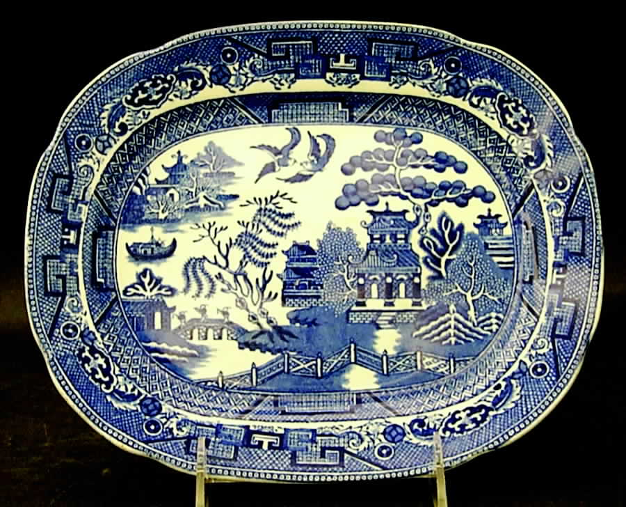 Willow Blue (Scalloped) 9" Oval Serving Platter by Allerton's-1