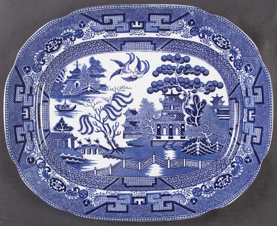 Willow Blue (Scalloped) 13" Oval Serving Platter by Allerton's-1