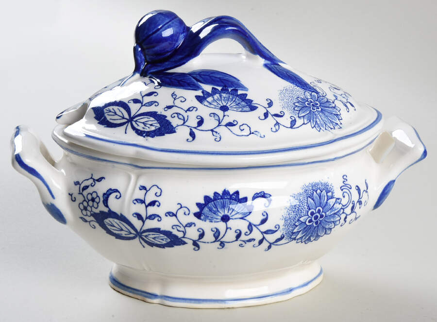Blue Onion Sauce Boat & Lid by Arnart-1