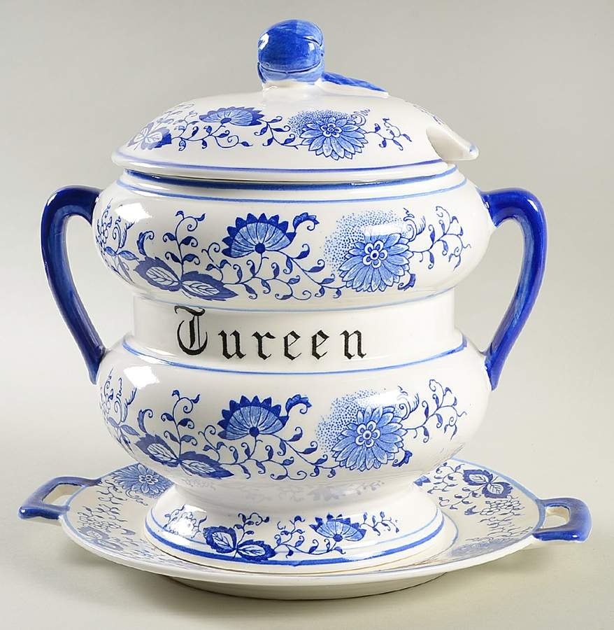 Blue Onion Tureen & Lid w/Underplate by Arnart-1