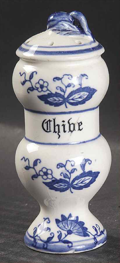 Blue Onion Spice Shaker by Arnart-1