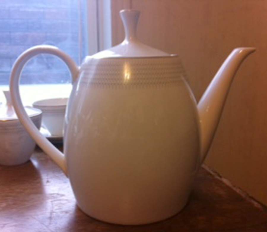 ARZ73 Teapot & Lid by Arzberg-1