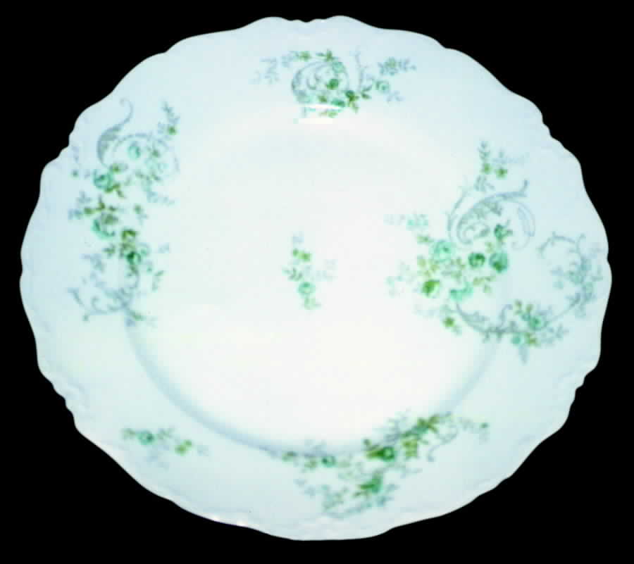 AHR326 Dinner Plate by Charles Ahrenfeldt-1
