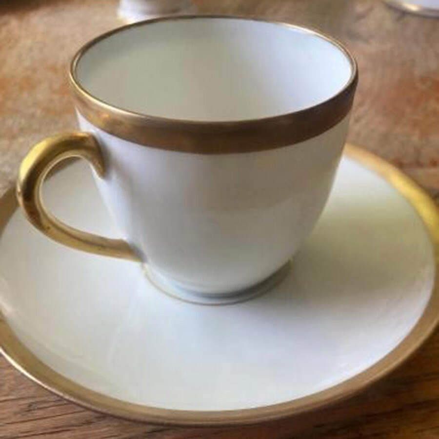 AHR331 Flat Cup & Saucer Set by Charles Ahrenfeldt-1