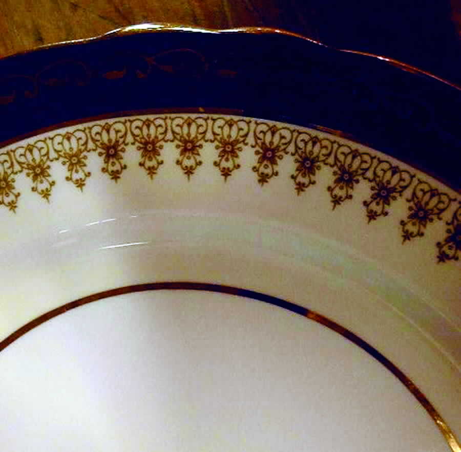 7611 Maroon Dinner Plate by John  Aynsley & Sons-1