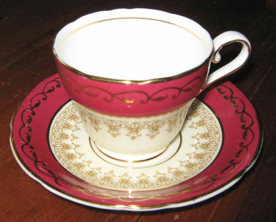 7611 Maroon Footed Cup & Saucer Set by John  Aynsley & Sons-1