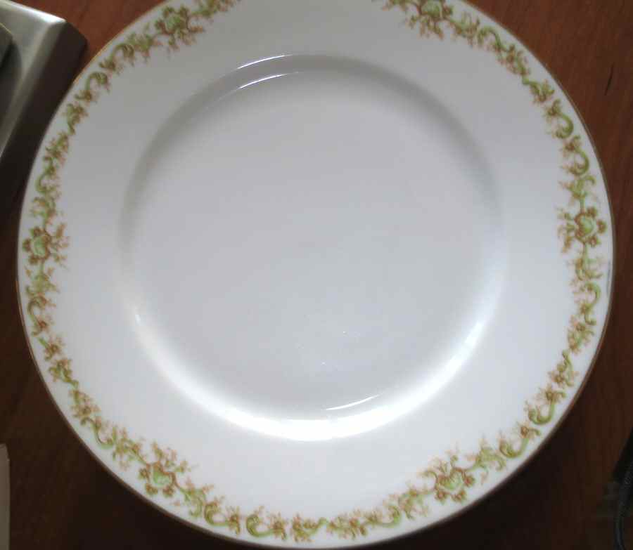 AHR345 Dinner Plate by Charles Ahrenfeldt-1