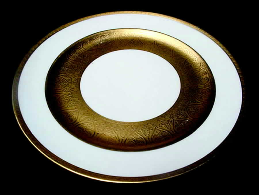 AHR359 Dinner Plate by Charles Ahrenfeldt-1
