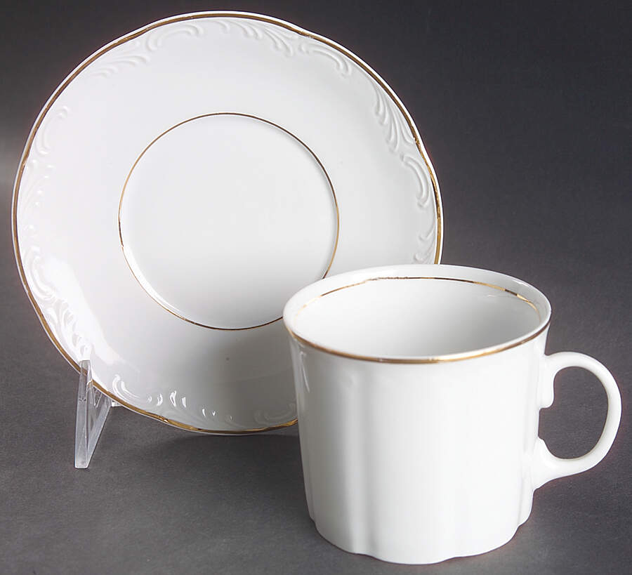 APO3 Flat Cup & Saucer Set by Arpo-1