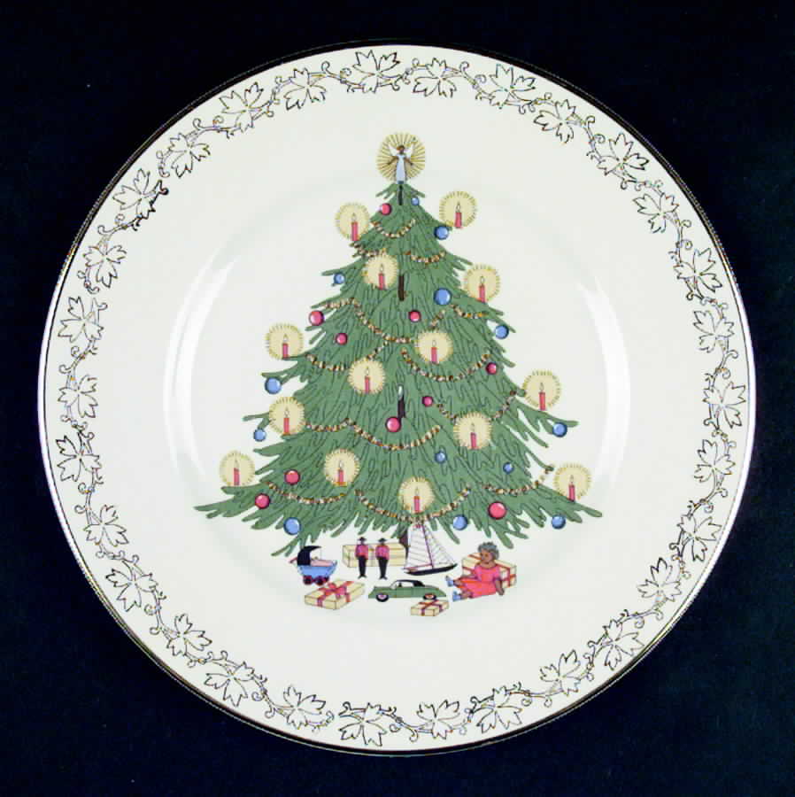 Merry Christmas Luncheon Plate by Atlas China (NY)-1