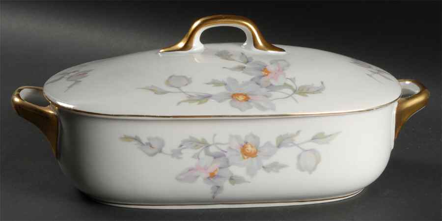 AIH7 Oval Covered Vegetable by AICH (Czech)-1