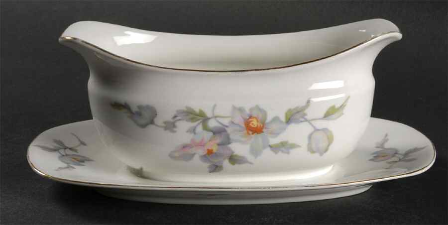 AIH7 Gravy Boat with Attached Underplate by AICH (Czech)-1