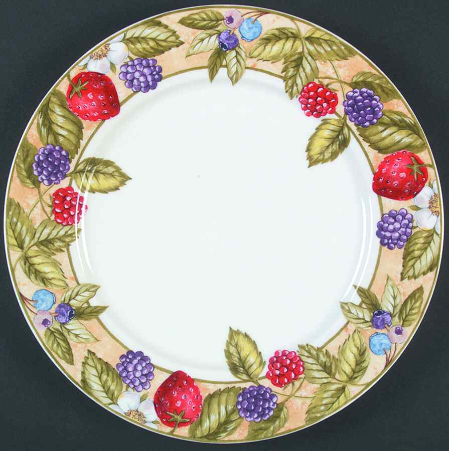 Berry Patch Dinner Plate by American Atelier-1
