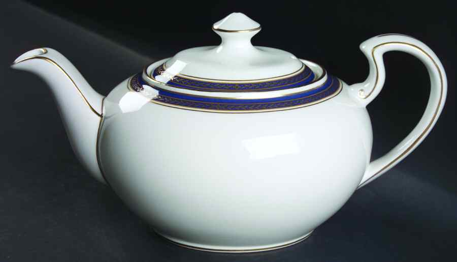 Blue Garland Teapot & Lid by John  Aynsley & Sons-1