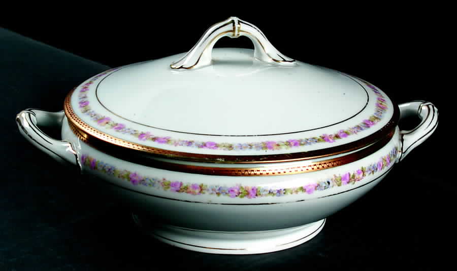 5544 Round Covered Vegetable by Altrohlau-1