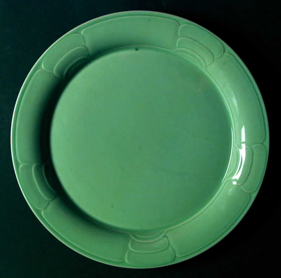 Sculptura Celadon 12" Chop Plate (Round Platter) by Arita-1