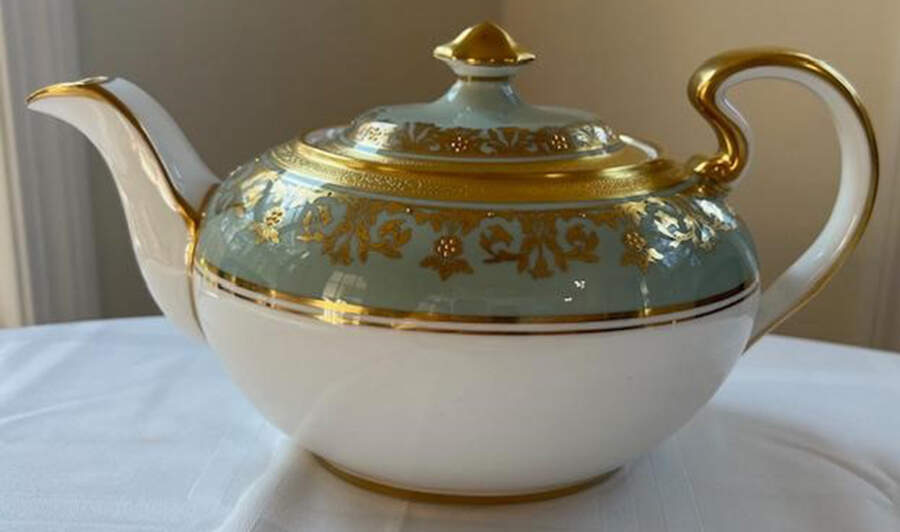 Kenilworth Green (Smooth) Teapot & Lid by John  Aynsley & Sons-1