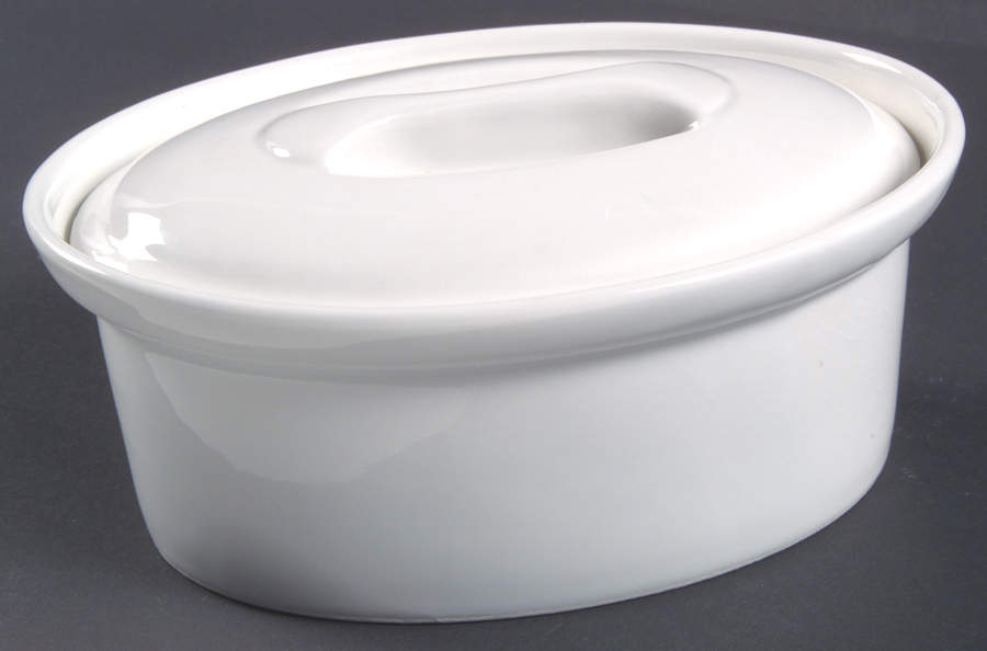 Classic Whiteware 16 Oz Oval Individual Casserole & Lid by Apilco-1