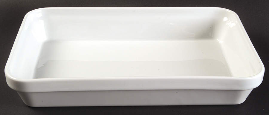 Classic Whiteware 11" Rectangular Baker by Apilco-1