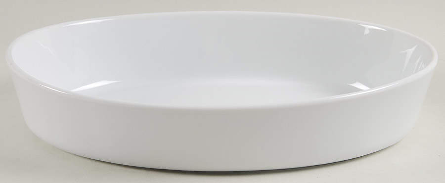 Classic Whiteware 11" Oval Roaster by Apilco-1