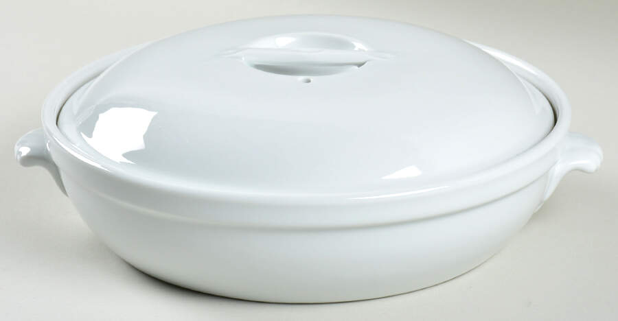 Classic Whiteware 9" Round Entree Dish & Lid by Apilco-1