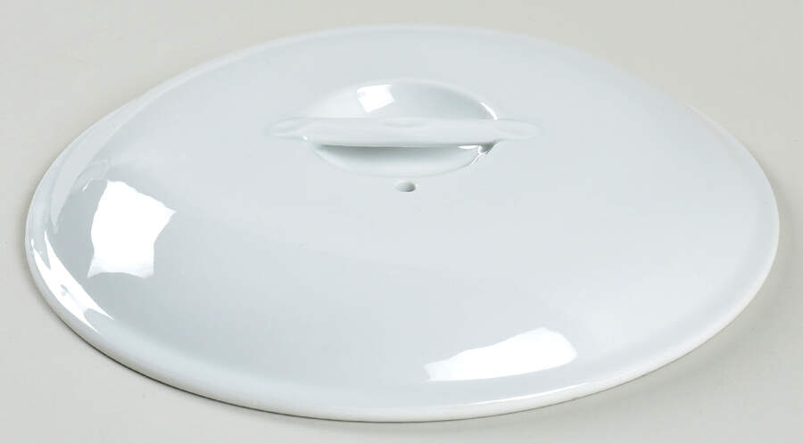 Classic Whiteware Lid for 9" Round Entree Dish by Apilco-1