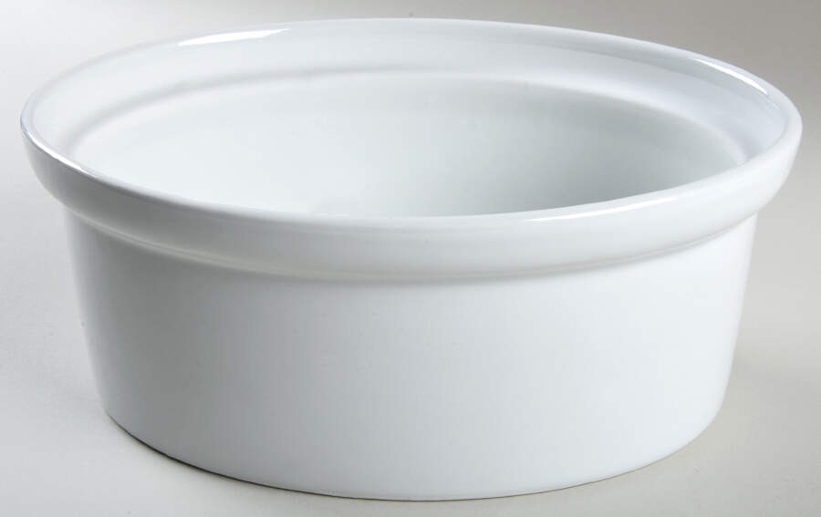 Classic Whiteware 2 Quart Oval Covered Casserole No Lid by Apilco-1