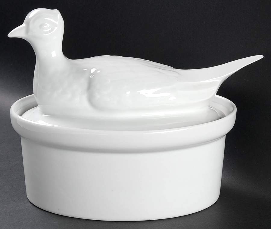 Classic Whiteware 1.5 Quart Oval Casserole & Pheasant Lid by Apilco-1