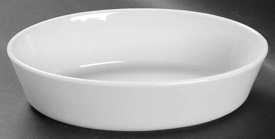 Classic Whiteware 8" Oblong Roaster by Apilco-1