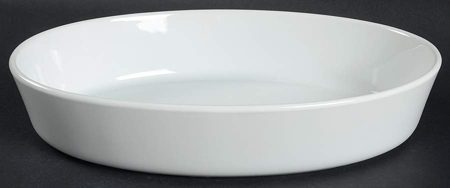 Classic Whiteware 12" Oval Roaster by Apilco-1