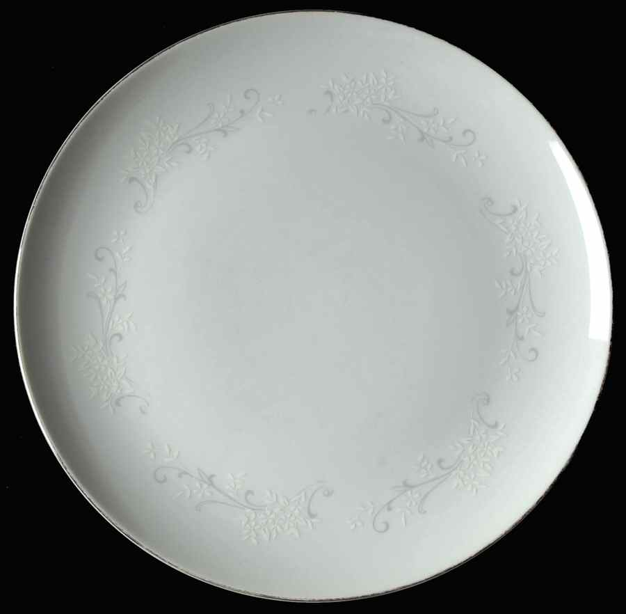 Rochelle Dinner Plate by Amcrest-1