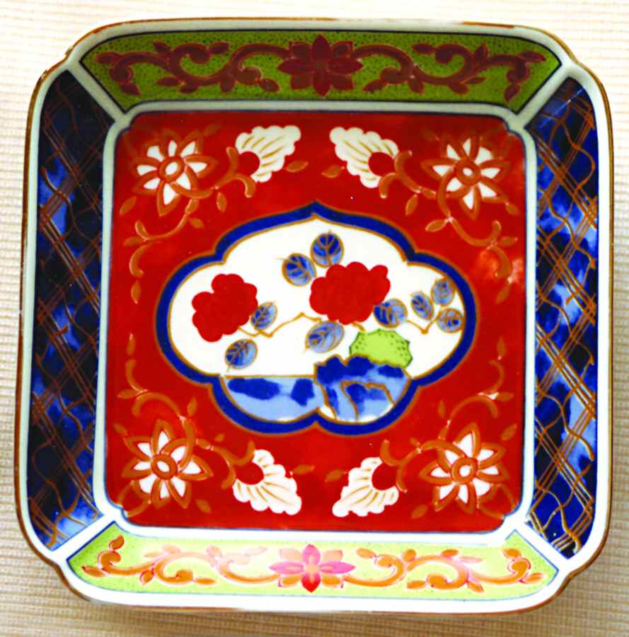 Imari 6" Square Tray by Takahashi-1