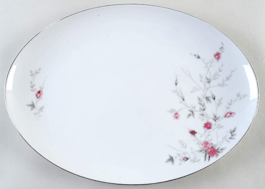 ART25 16" Oval Serving Platter by Arita-1