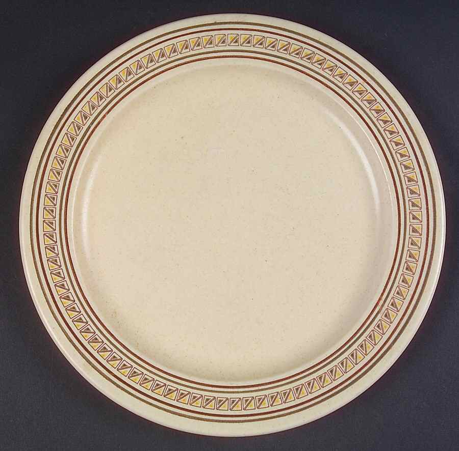 Checkpoint Dinner Plate by Anchor Hocking-1
