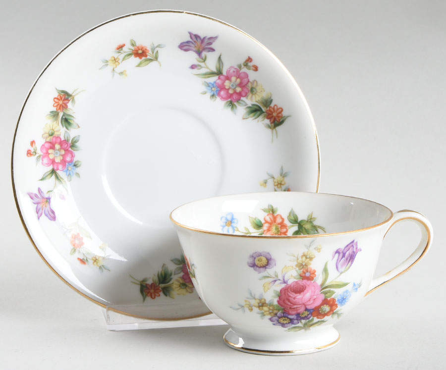 Dresdenia Footed Cup & Saucer Set by Aladdin-1