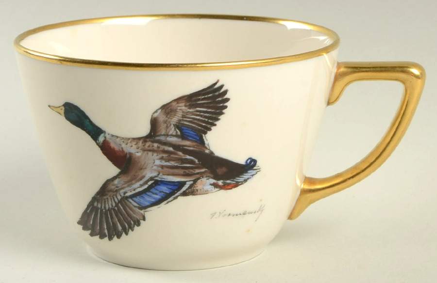 ABM4 Flat Cup by Abercrombie & Fitch-1