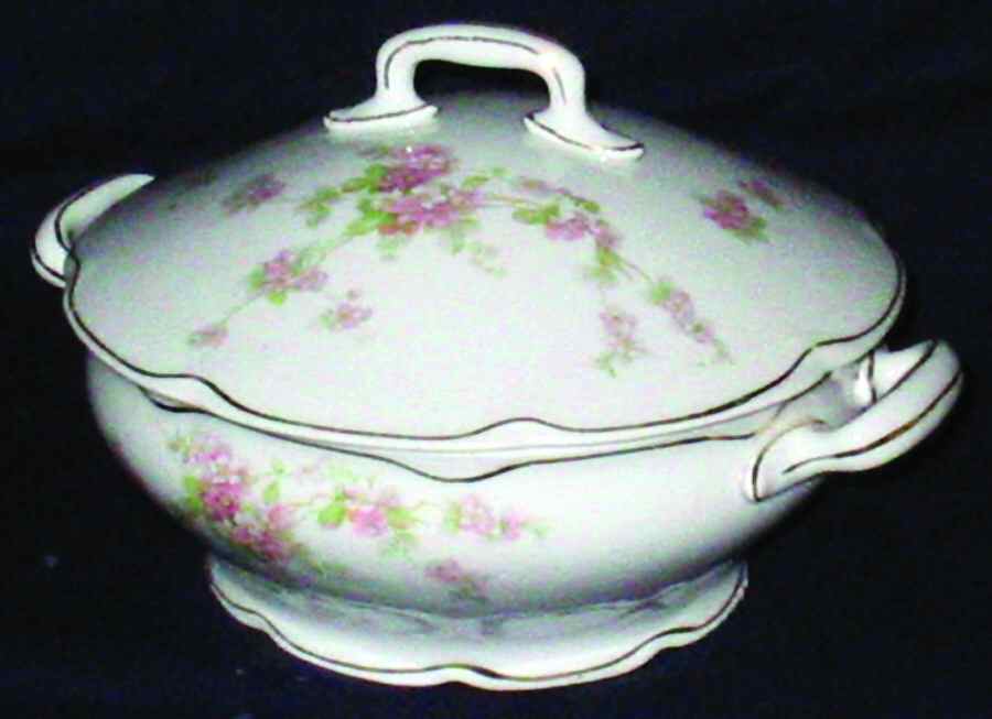 AUS245 Round Covered Vegetable by Austria-1