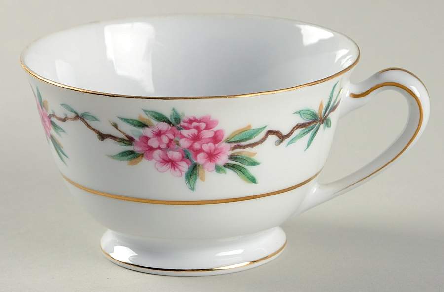 Malibu Footed Cup by Aichi-1