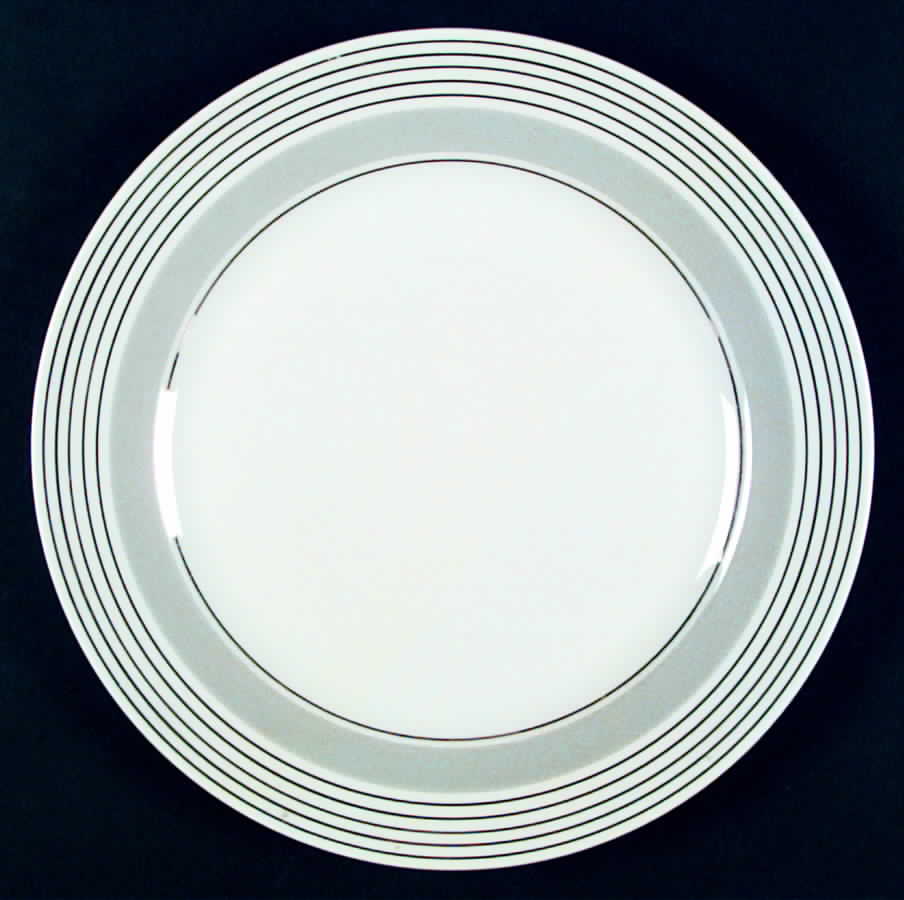 AHR418 Dinner Plate by Charles Ahrenfeldt-1