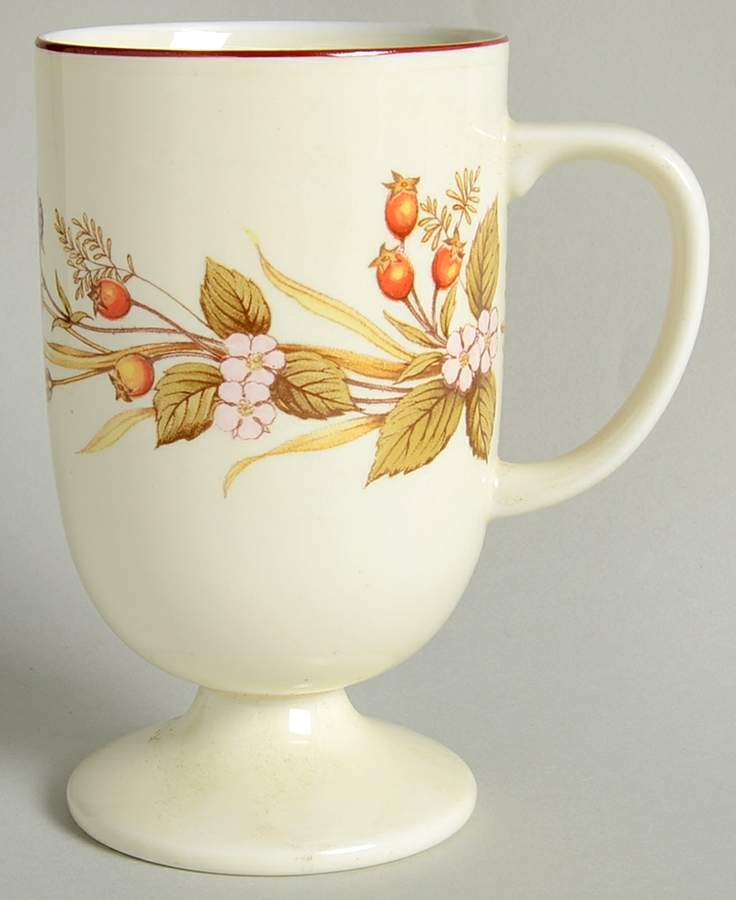 Autumn Berry Mug by Action (Japan)-1