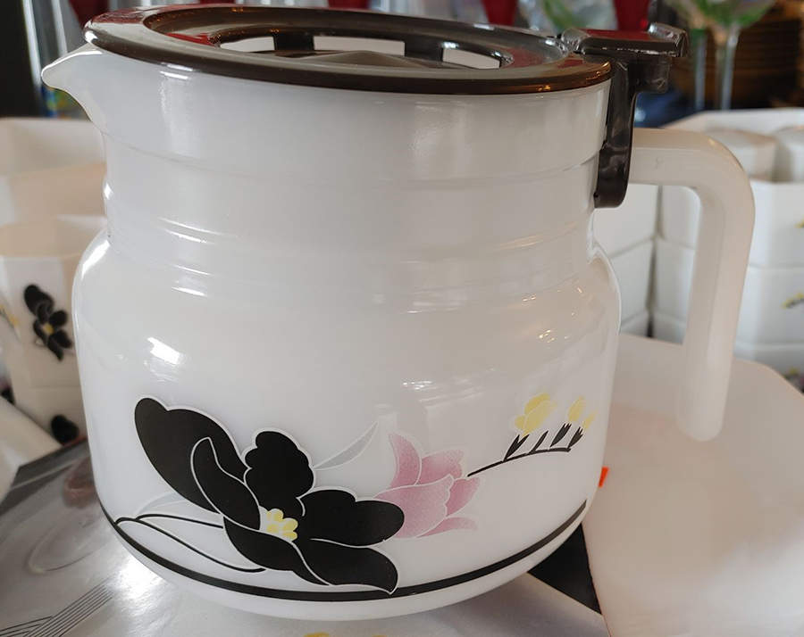 Anais Coffee Pot & Lid by Arcopal-1